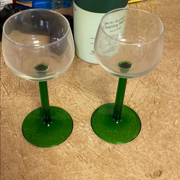 Glasses - Picture 2 of 2